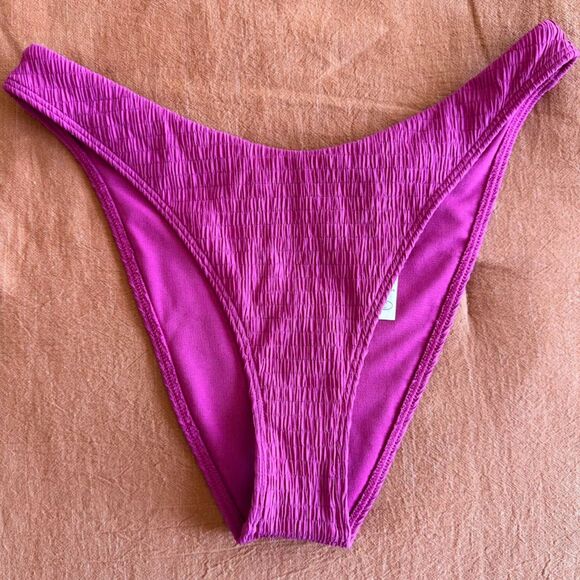 Abercrombie & Fitch Other - Abercrombie & Fitch Cheeky Smocked Bikini Bottom in Fuchsia Pink size M NWT